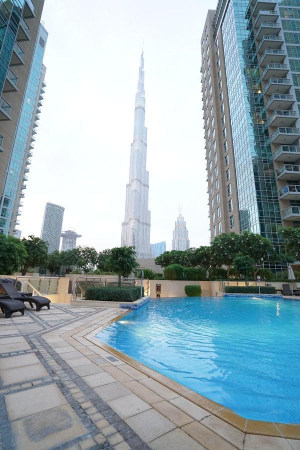 دبي Elite Royal Apartment - Full Burj Khalifa & Fountain View - Palace المظهر الخارجي الصورة